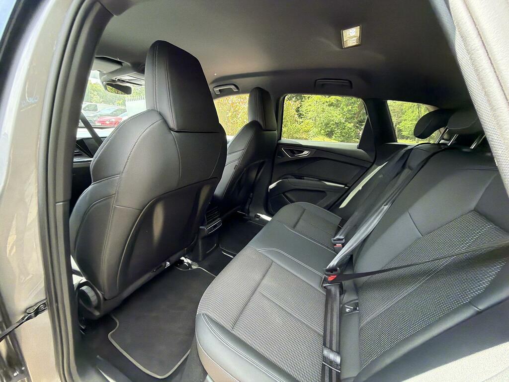 Audi Q4 E Tron #5