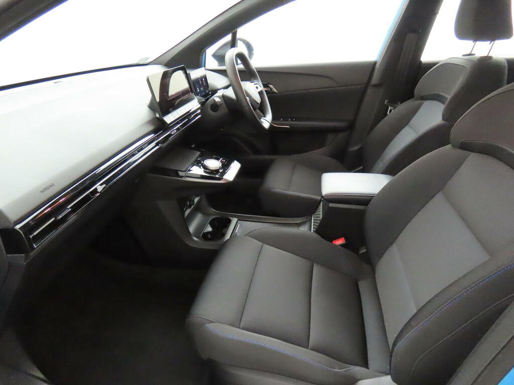 MG MG4 Mg4 150Kw Trophy Ev Long Range 64Kwh Black #7