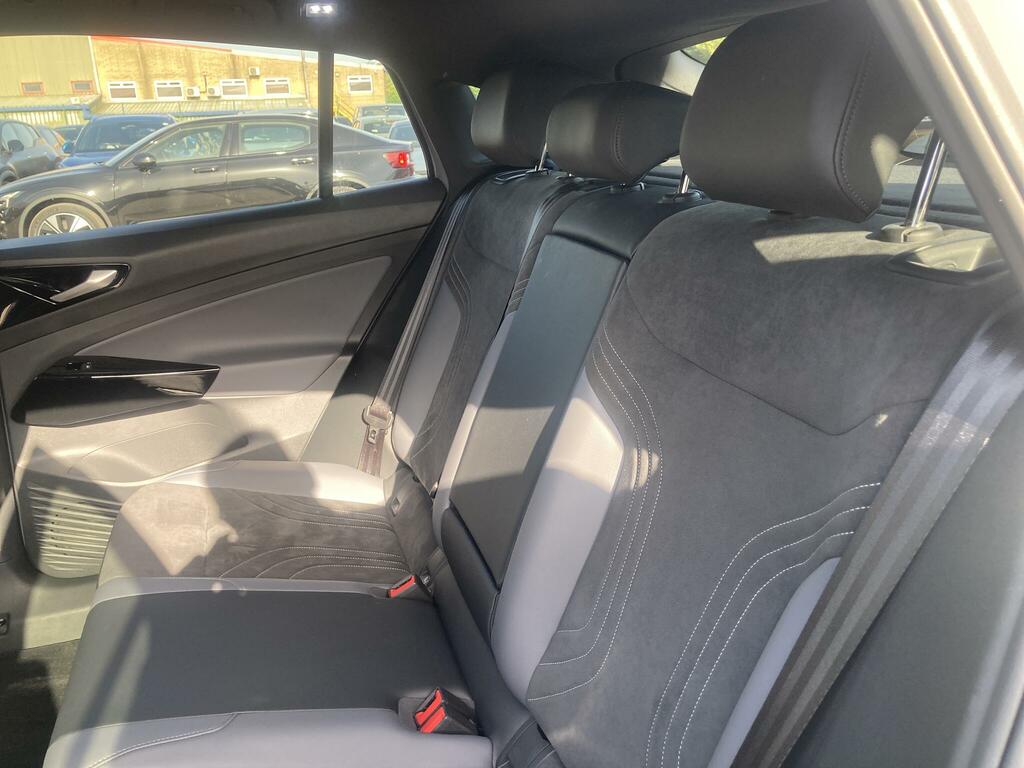 Volkswagen ID.5 Pro 77Kwh Style  #6