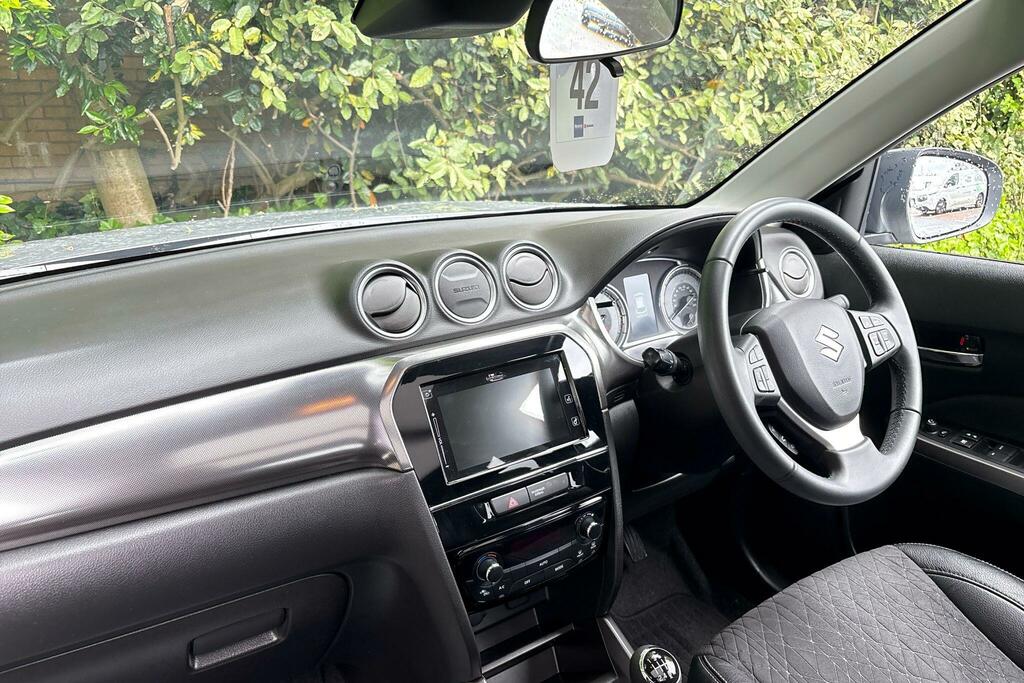 Suzuki Vitara Vitara 1.4 Boosterjet Mhev Sz5 Allgrip Euro 6 Ss SB23CWF Silver #4