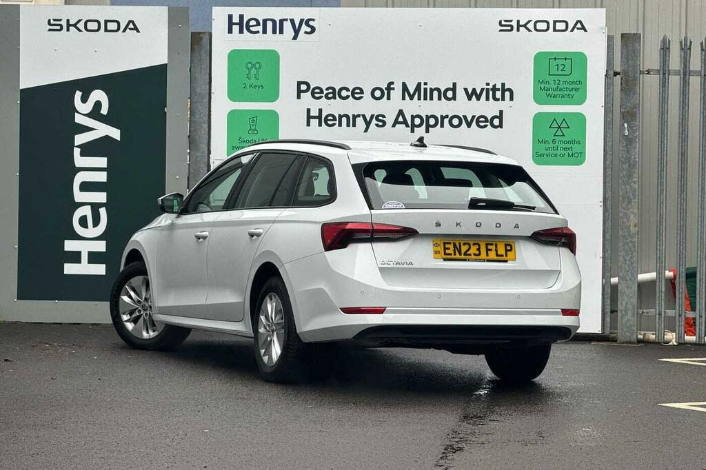Skoda Octavia Octavia 2.0 Tdi Se Technology 2323 Koda White #3
