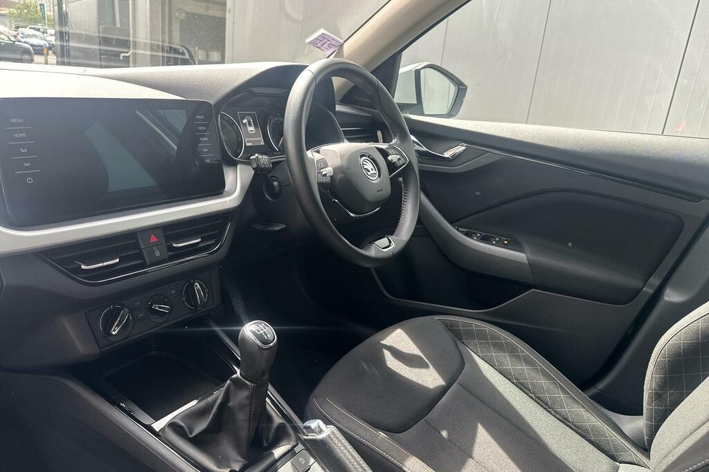 Skoda Kamiq Kamiq 1.0 Tsi 95 Se Drive Lez Compliant 232 White #2