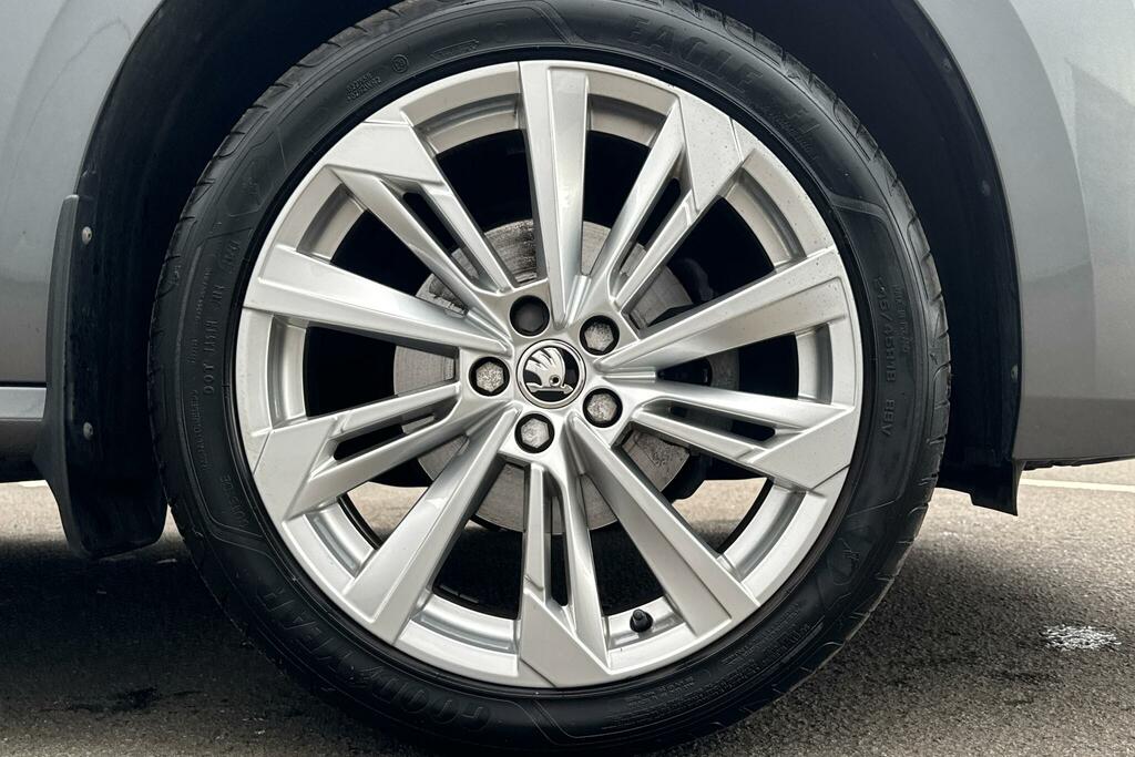 Skoda Kamiq Kamiq 1.5 Tsi Se L Lez Compliant 2424 Koda Grey #5
