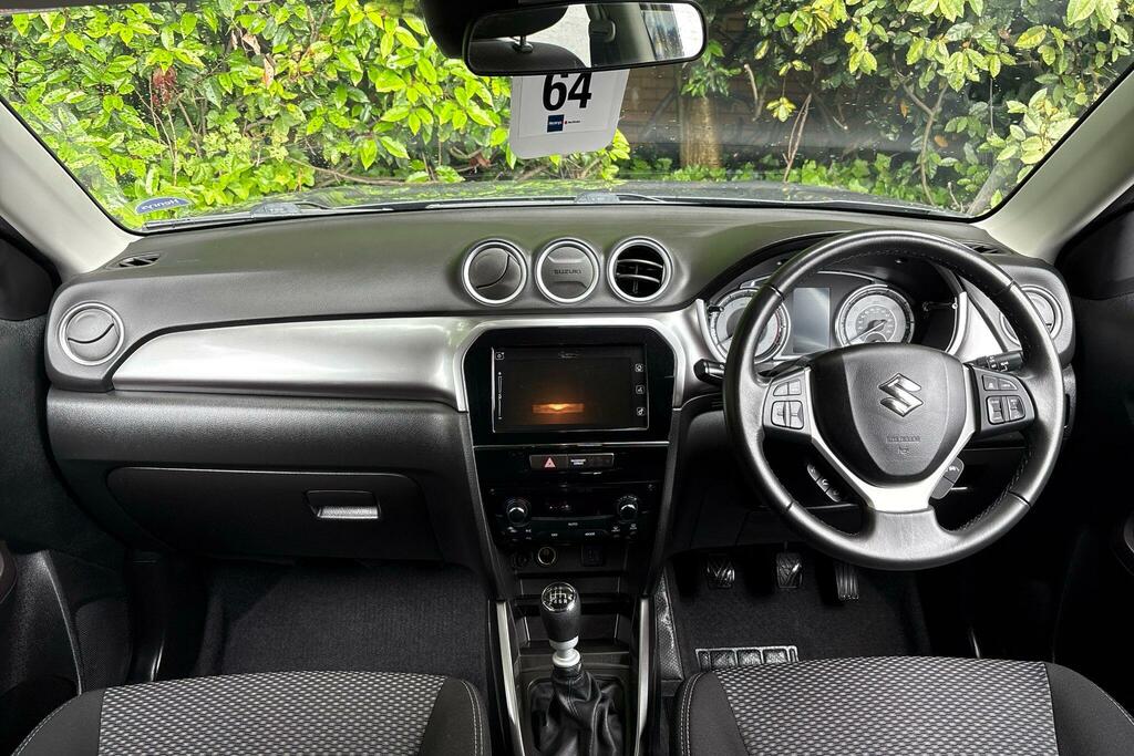Suzuki Vitara Sz-t Black #10