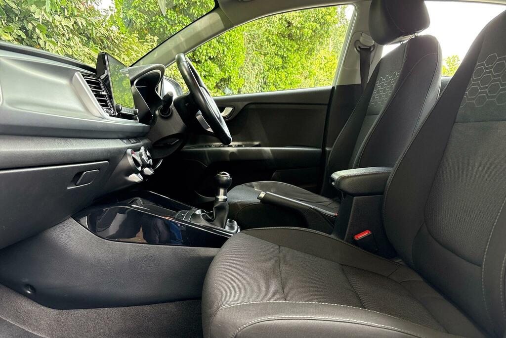 Kia RIO Rio 1.2 2 Euro 6 Ss 2323 Kia SB23HWH White #3