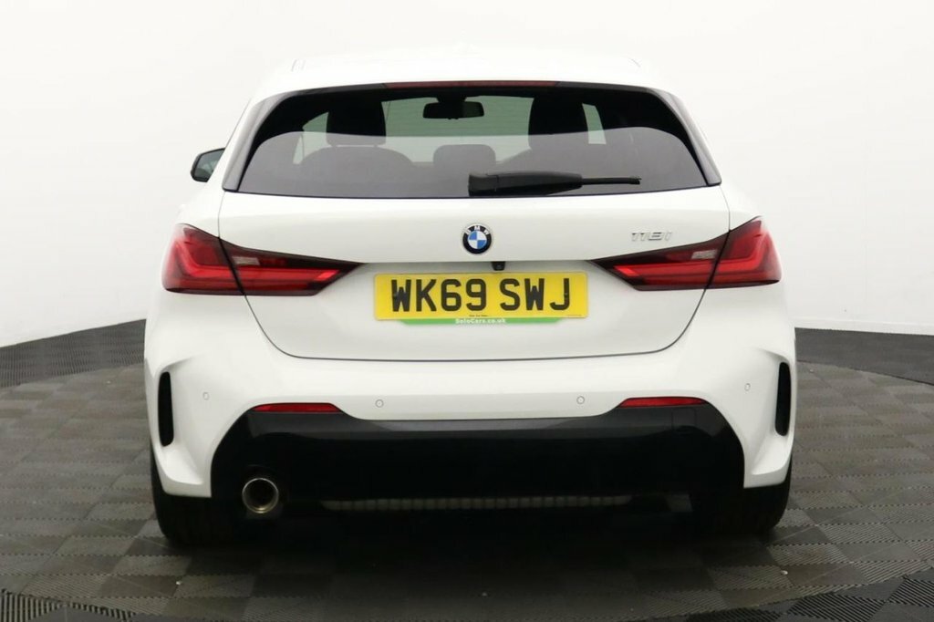BMW 1 Series 1.5L M Sport WK69SWJ White #5