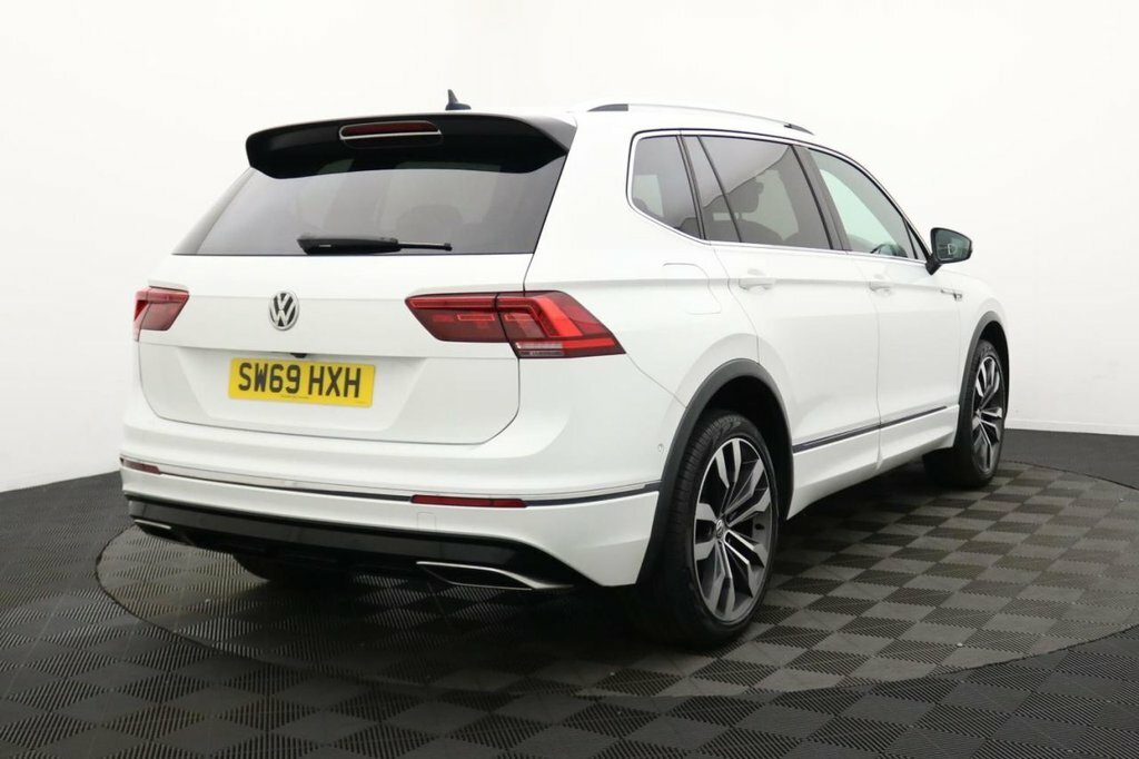 Volkswagen Tiguan Allspace 2L R-line Tech White #4