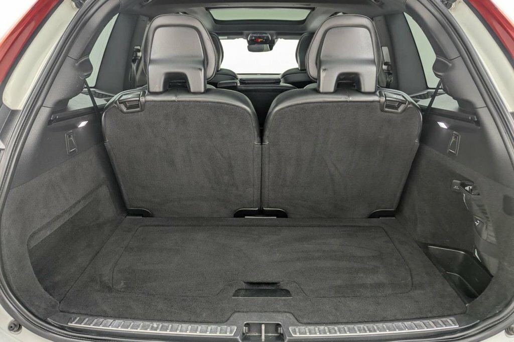 Volvo XC90 2.0 D5 Powerpulse Momentum Awd 231 Bhp Silver #21