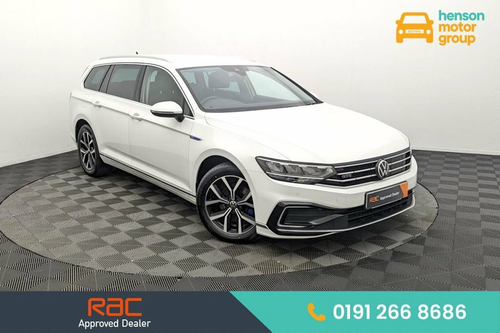 Volkswagen Passat 1.4L Gte White