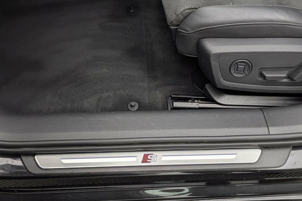Audi A6 Avant S Line 40 Tdi Black #30