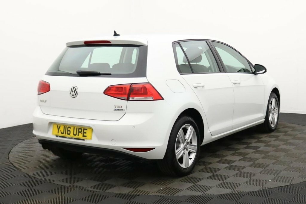 Volkswagen Golf 1.4L Match Edition YJ16UPE White #4