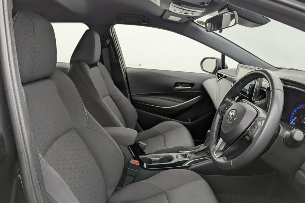 Toyota Corolla 1.8L Icon Tech Black #3