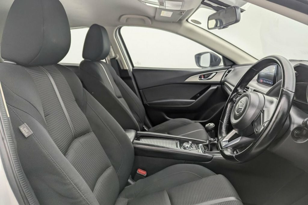 Mazda 3 2L Se Nav White #3