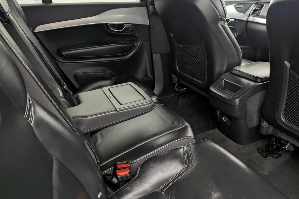 Volvo XC90 T8 Twin Engine Awd R-design White #16