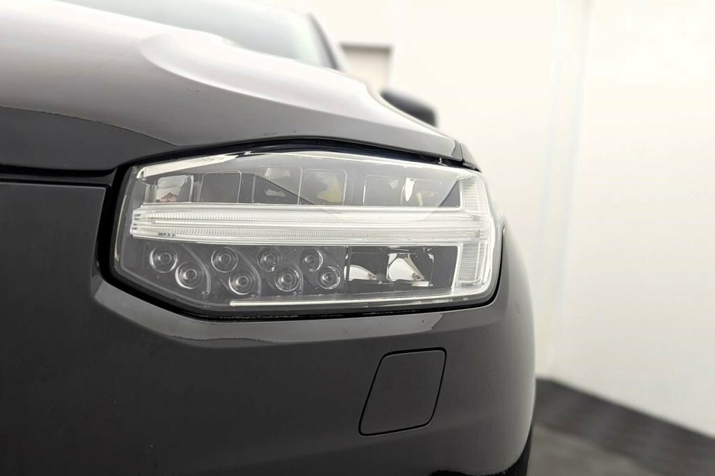 Volvo XC90 T8 Twin Engine Awd R-design White #44