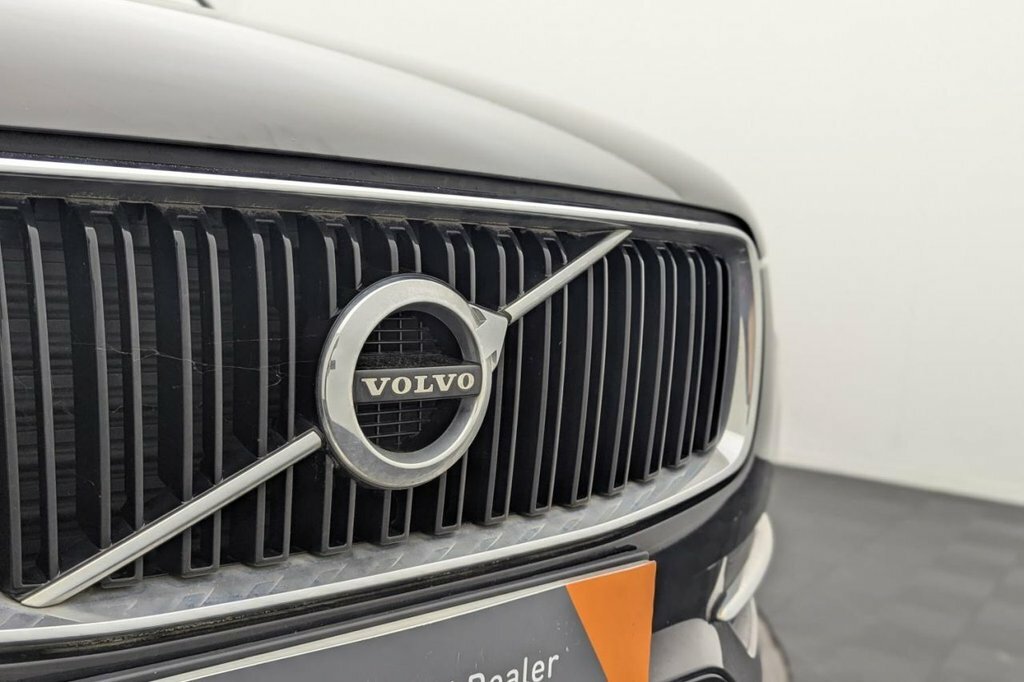 Volvo XC90 T8 Twin Engine Awd R-design White #43