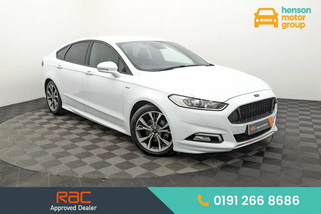 Ford Mondeo 2L St-line White