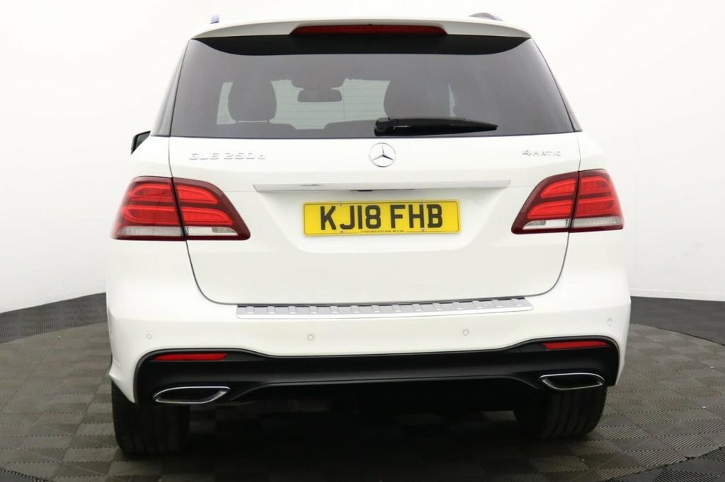 Mercedes-Benz GLE Class 2.1L Amg Night Edition White #5