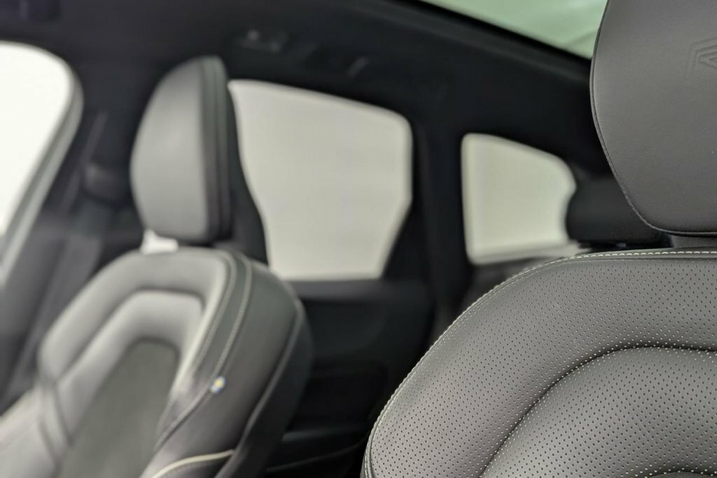 Volvo XC60 D4 R-design Pro Awd Grey #30