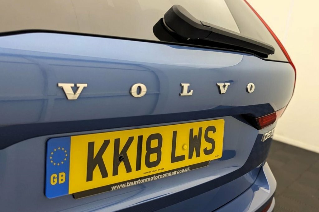 Volvo XC60 D4 R-design Pro Awd Grey #56
