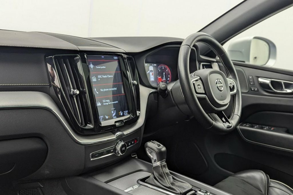 Volvo XC60 D4 R-design Pro Awd Grey #29
