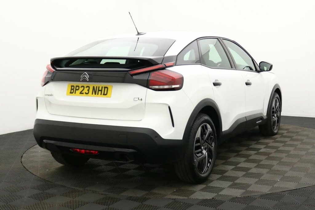 Citroen C4 1.2L Sense White #4