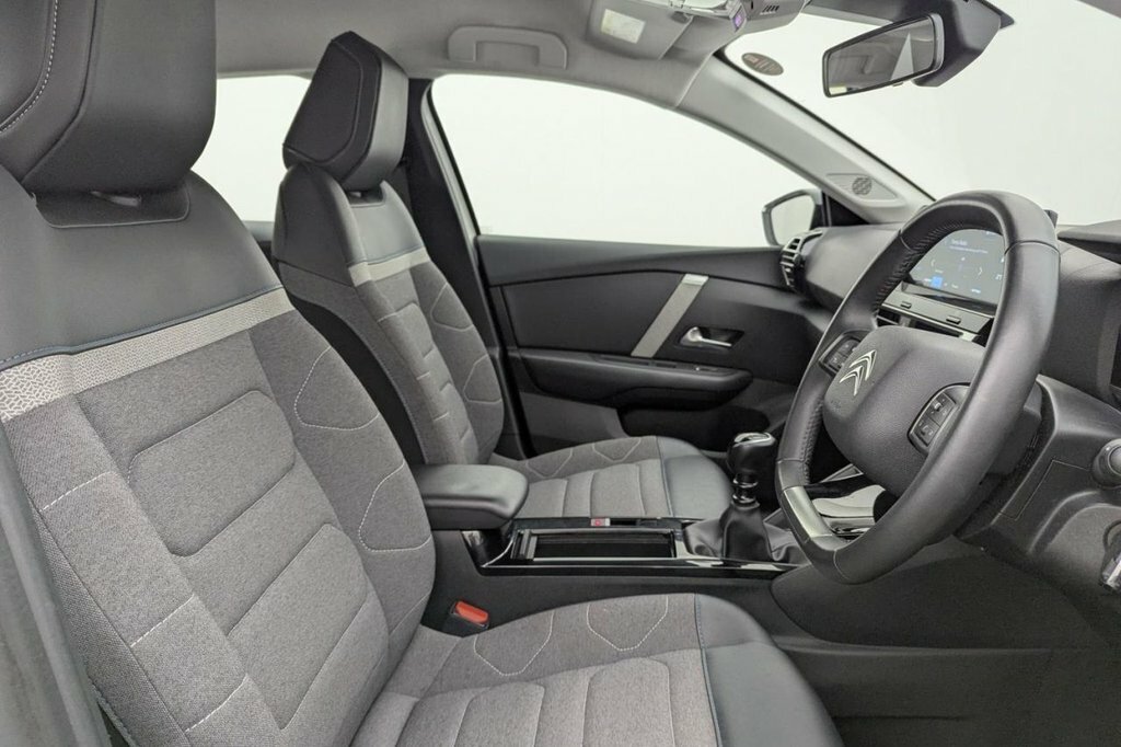 Citroen C4 1.2L Sense White #3