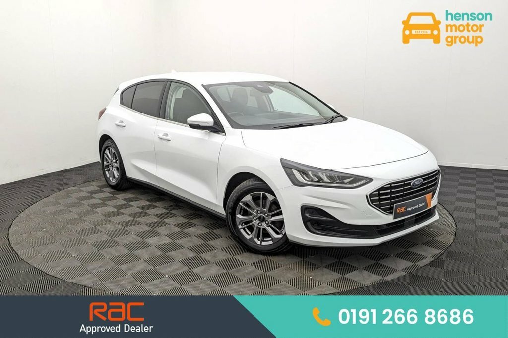 Ford Focus 1L Titanium White