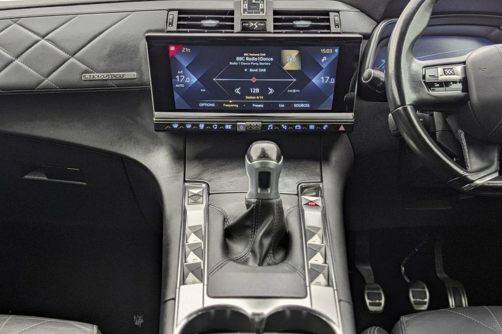 DS DS 7 Crossback Crossback 1.2 Puretech Prestige White #35