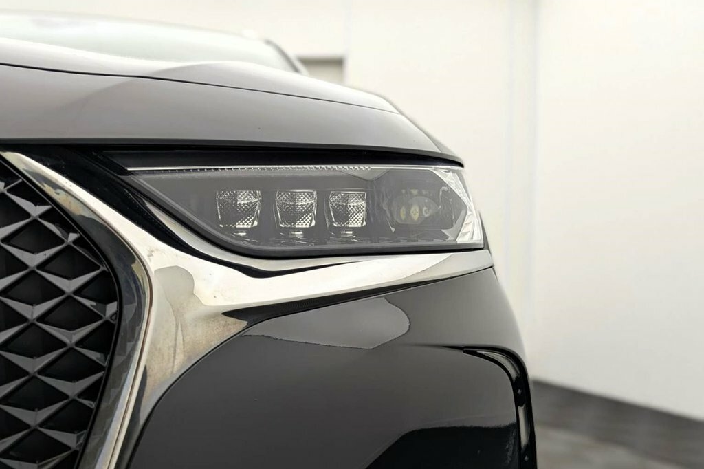 DS DS 7 Crossback Crossback 1.2 Puretech Prestige White #48