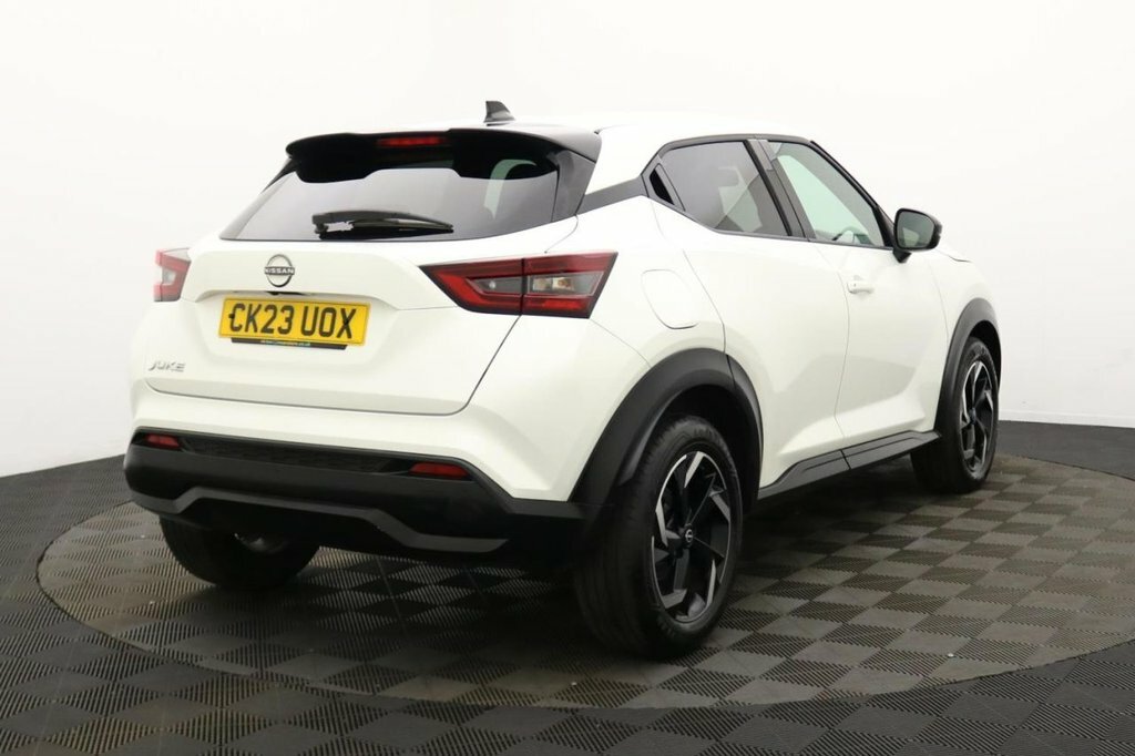 Nissan Juke 1L N-connecta CK23UOX White #4