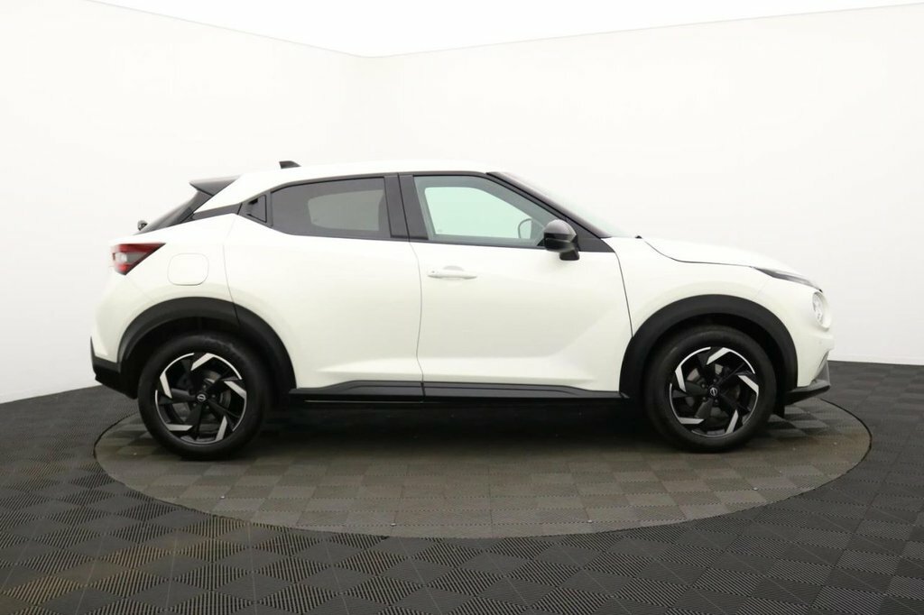 Nissan Juke 1L N-connecta CK23UOX White #2