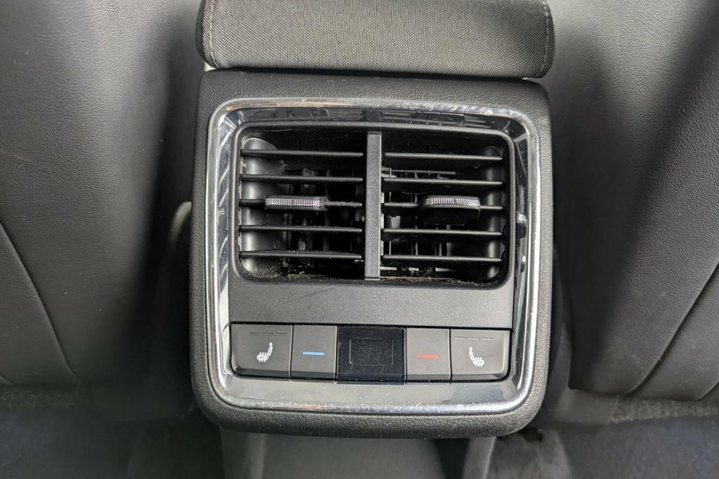 Skoda ENYAQ 60 Silver #18
