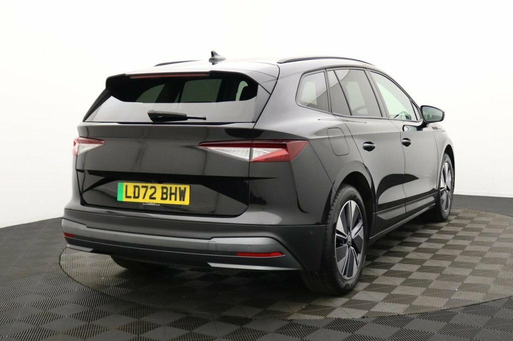 Skoda ENYAQ Suv Black #4