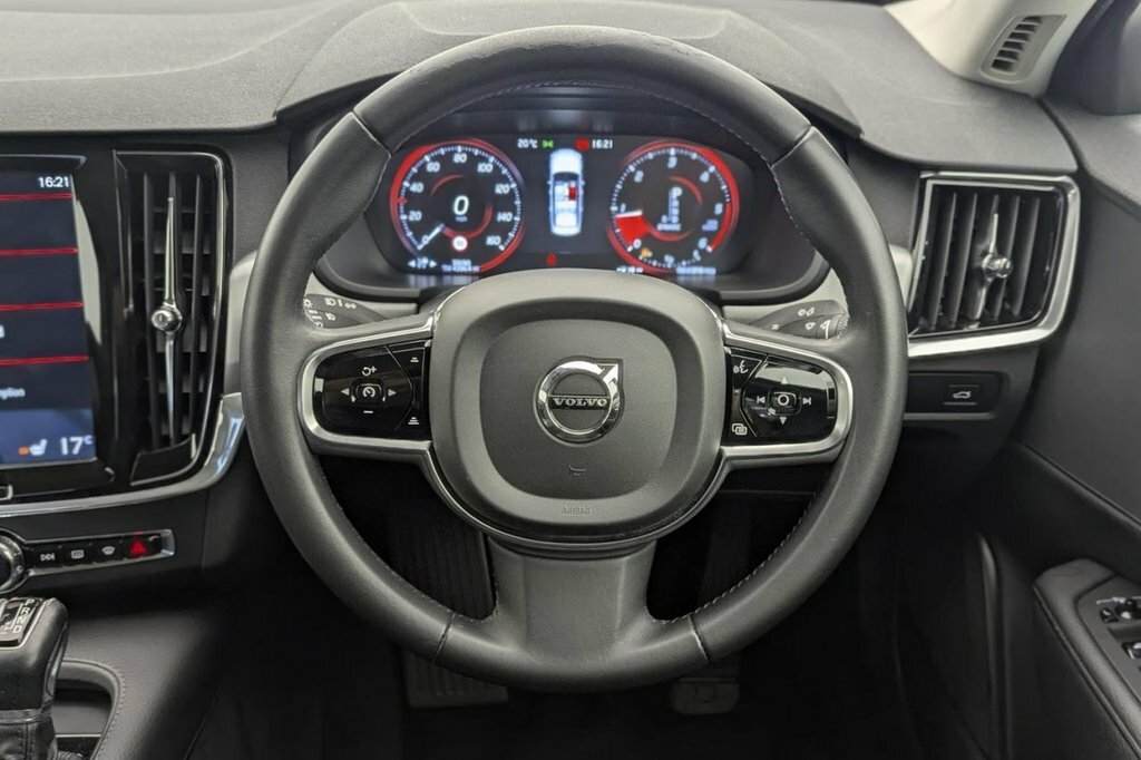 Volvo S90 2.0 T4 Momentum Plus Geartronic Blue #29
