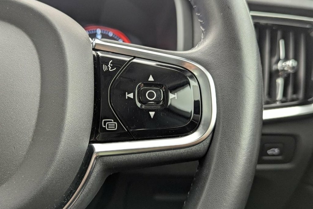 Volvo S90 2.0 T4 Momentum Plus Geartronic Blue #32
