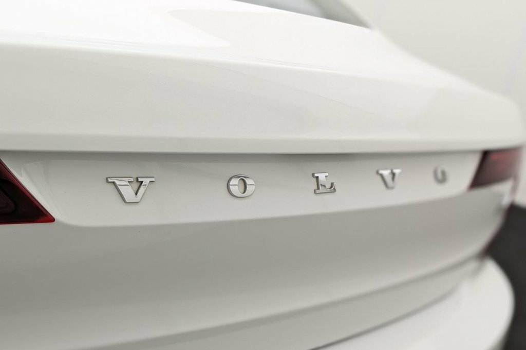 Volvo S90 2.0 T4 Momentum Plus Geartronic Blue #44