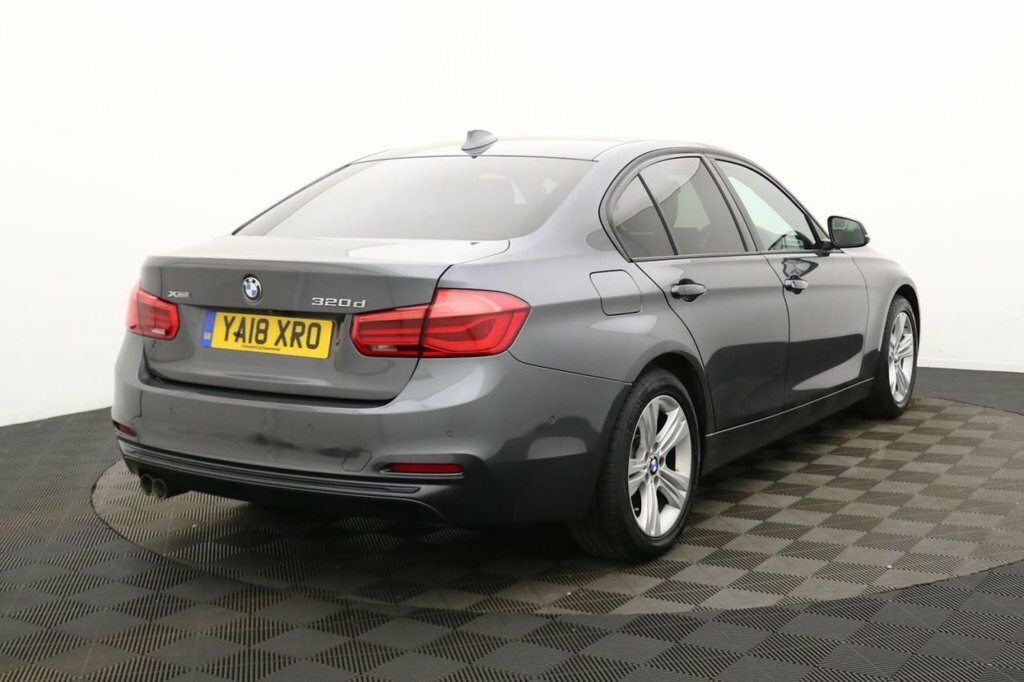 BMW 3 Series 2L Sport YA18XRO Grey #4