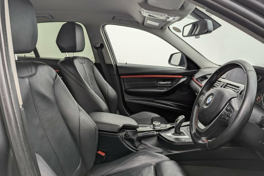 BMW 3 Series 2L Sport YA18XRO Grey #3