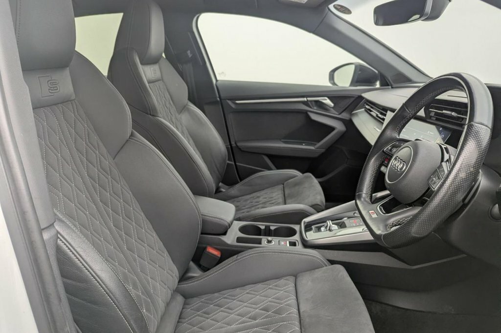 Audi A3 2L Edition 1 SA22LGD White #3