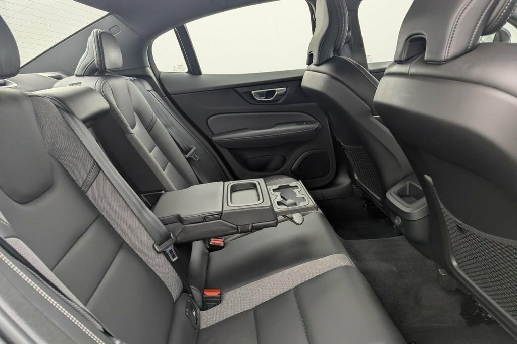 Volvo S60 B5 R-design Black #14