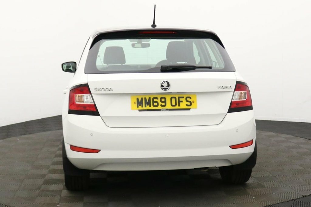 Skoda Fabia 1L Se L White #5
