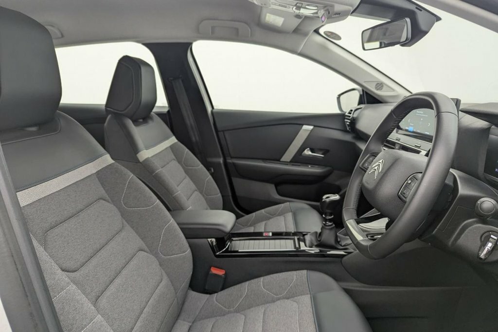 Citroen C4 1.2L Sense White #3