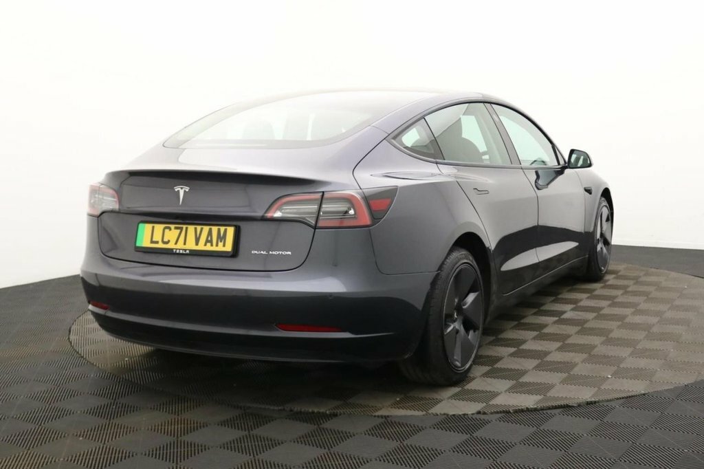 Tesla Model 3 Saloon Grey #4