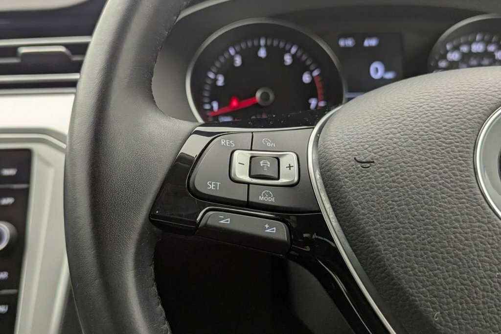 Volkswagen Passat Passat Gte Grey #28