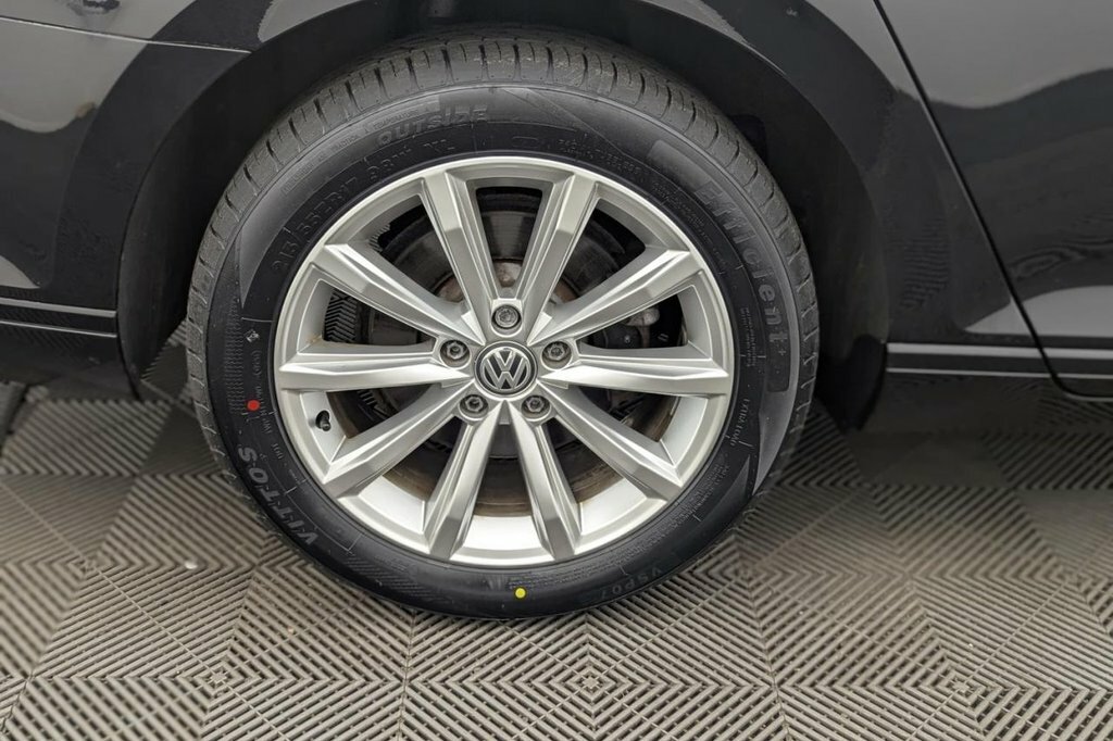 Volkswagen Passat Passat Gte Grey #45