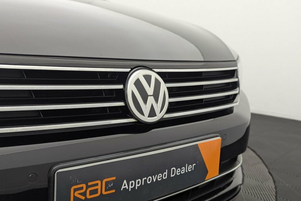 Volkswagen Passat Passat Gte Grey #36