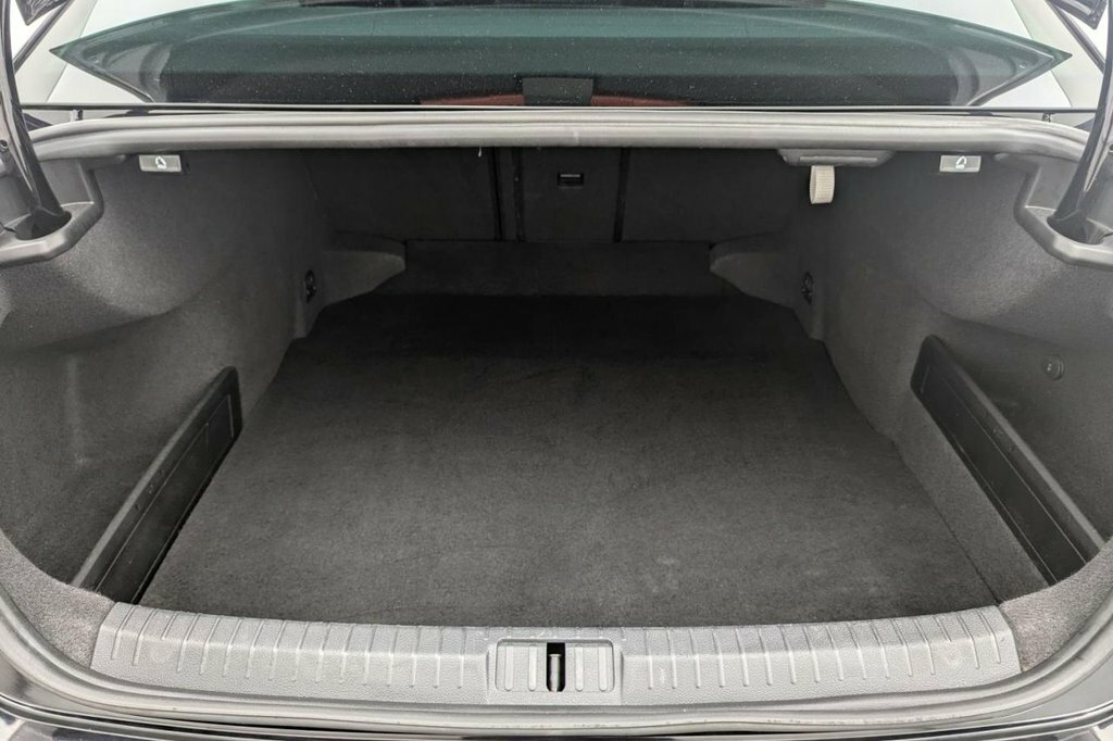 Volkswagen Passat Passat Gte Grey #17
