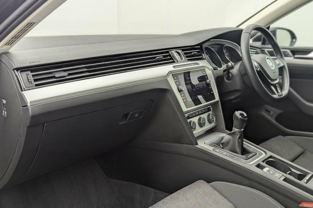 Volkswagen Passat Passat Gte Grey #19