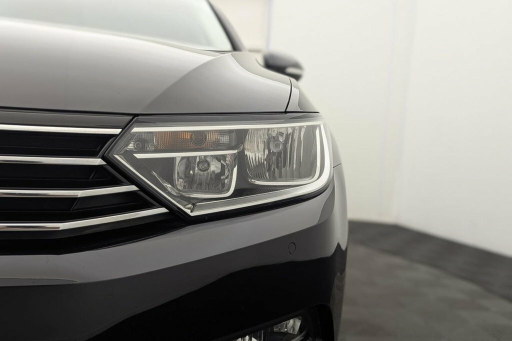 Volkswagen Passat Passat Gte Grey #37